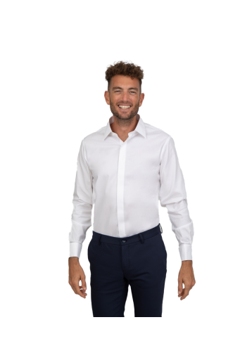 חולצה לבנה בגזרה רגילה עם צווארון קלאסי ושרוול חפתים