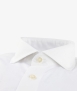 חולצת טוויל לבנה בגזרה צרה עם צווארון צ'ארלס ושרוול ארוך 32/33 - 